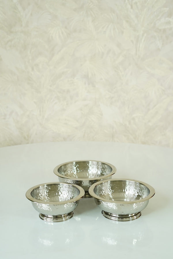 Set of three Silver bowls